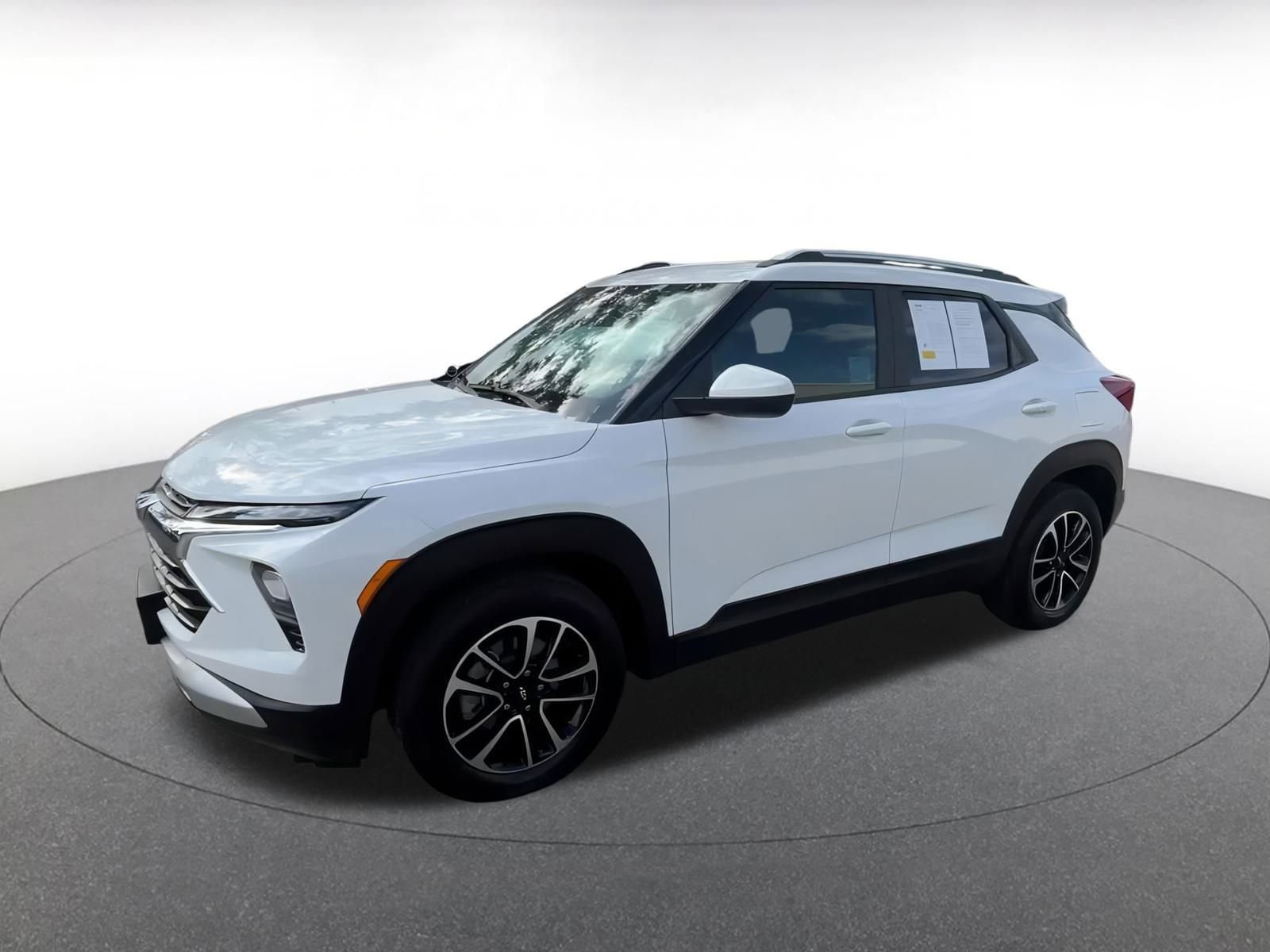 Thumbnail: 2025 Chevrolet TrailBlazer - 8