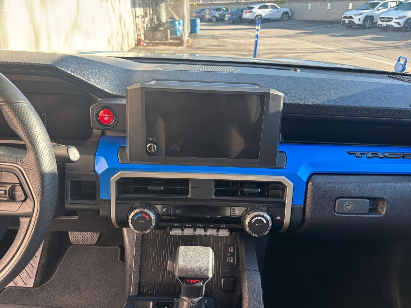 Thumbnail: 2025 Toyota Tacoma - 18