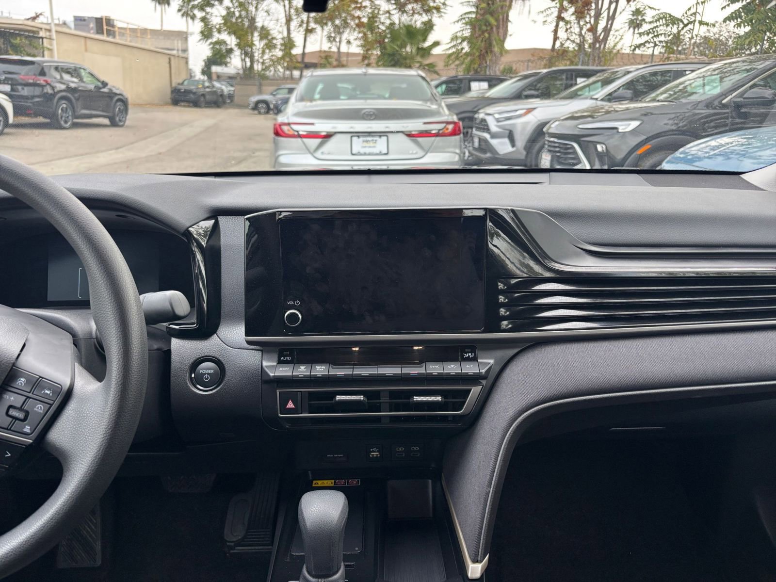 Thumbnail: 2025 Toyota Camry - 18