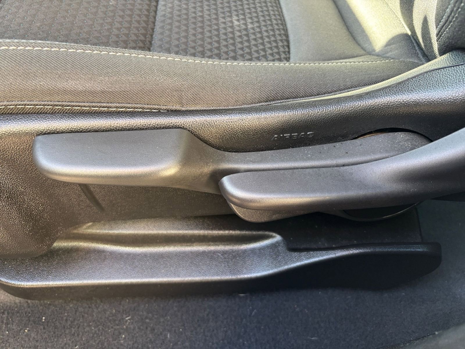 Thumbnail: 2023 Chevrolet Bolt EV - 28