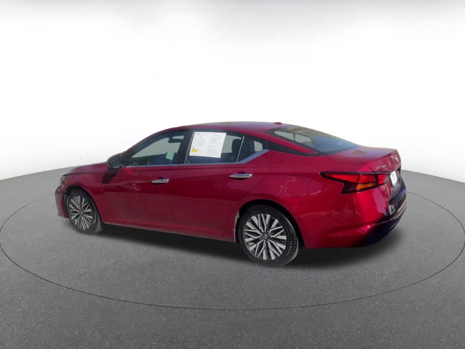 Thumbnail: 2025 Nissan Altima - 10