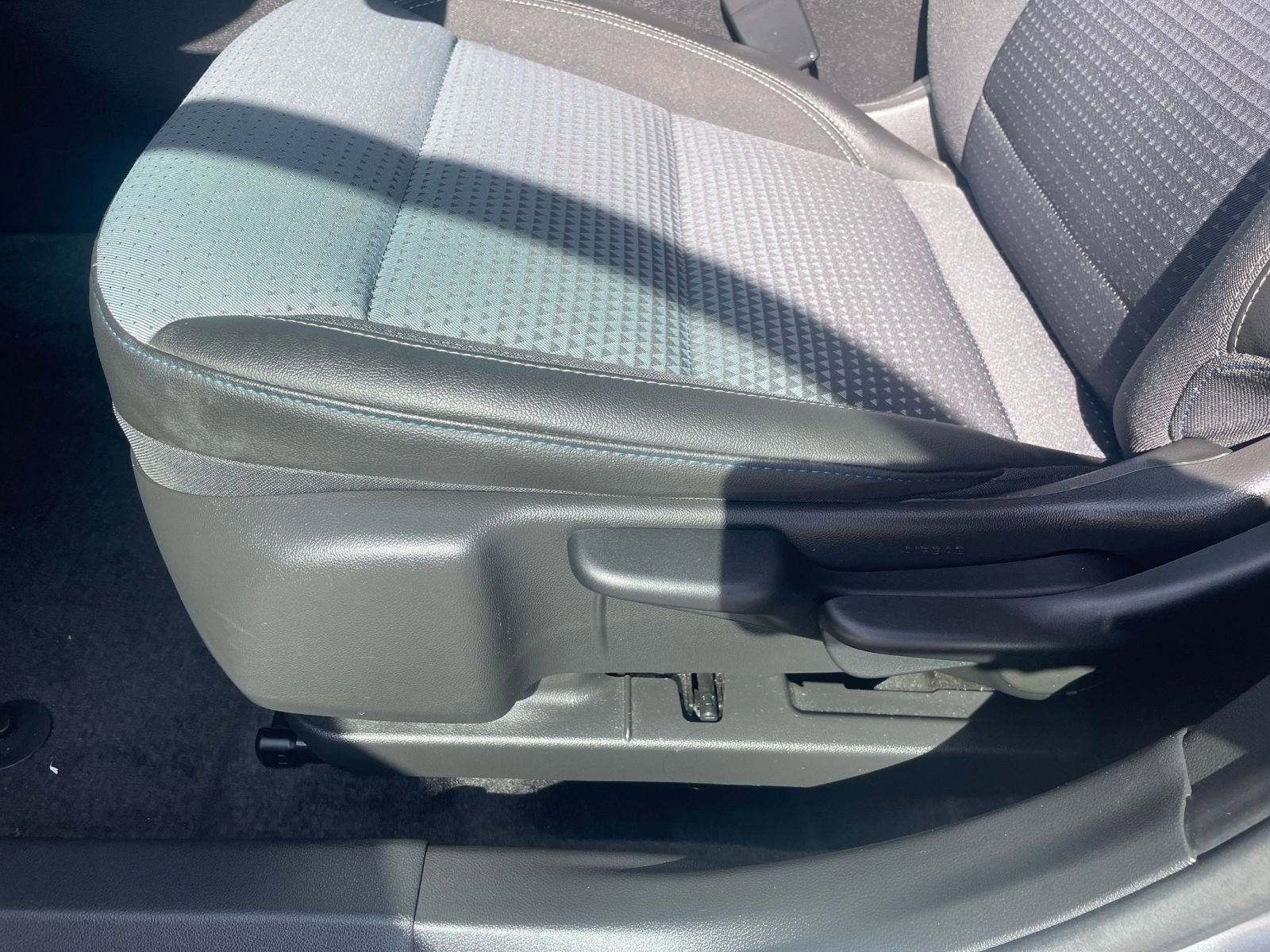 Thumbnail: 2025 Chevrolet Trax - 23