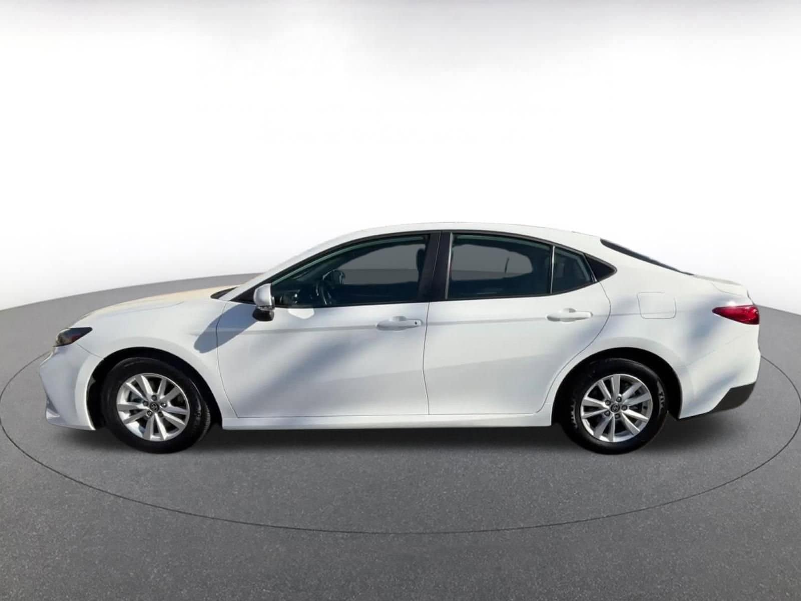 Thumbnail: 2025 Toyota Camry - 9