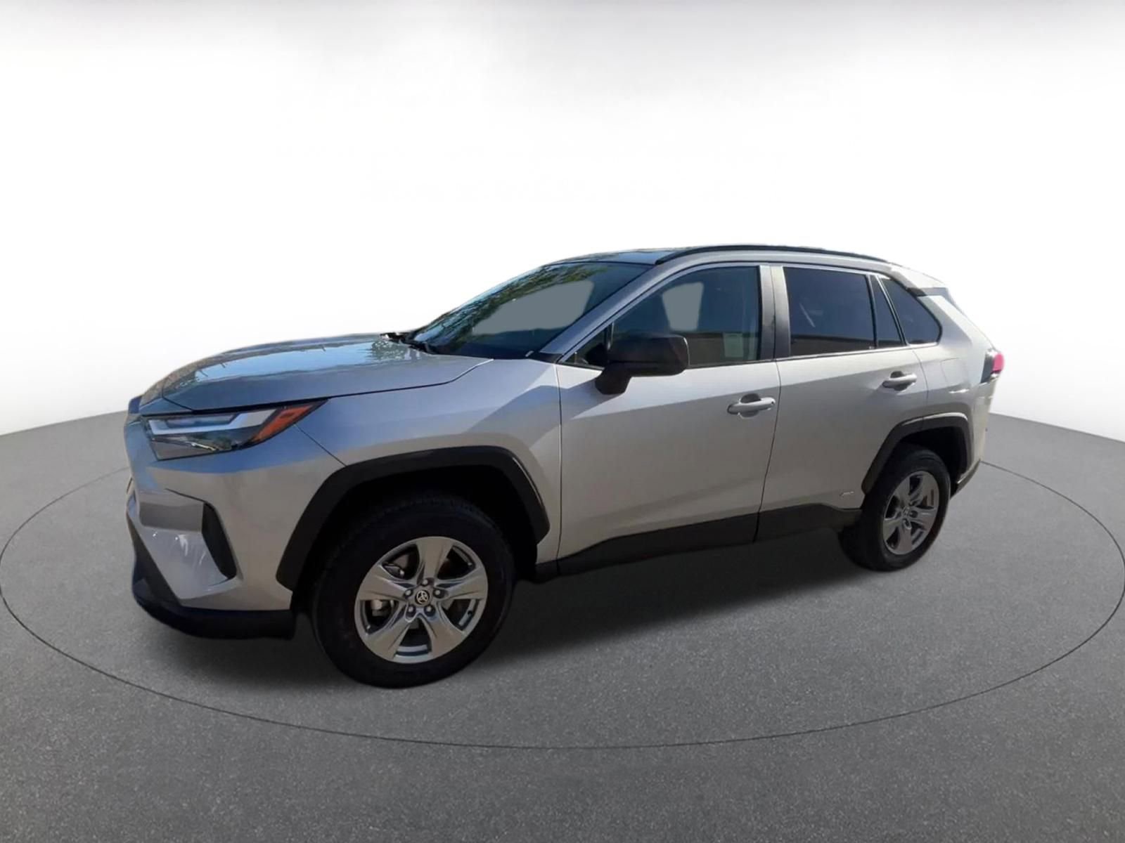 Thumbnail: 2025 Toyota RAV4 - 8