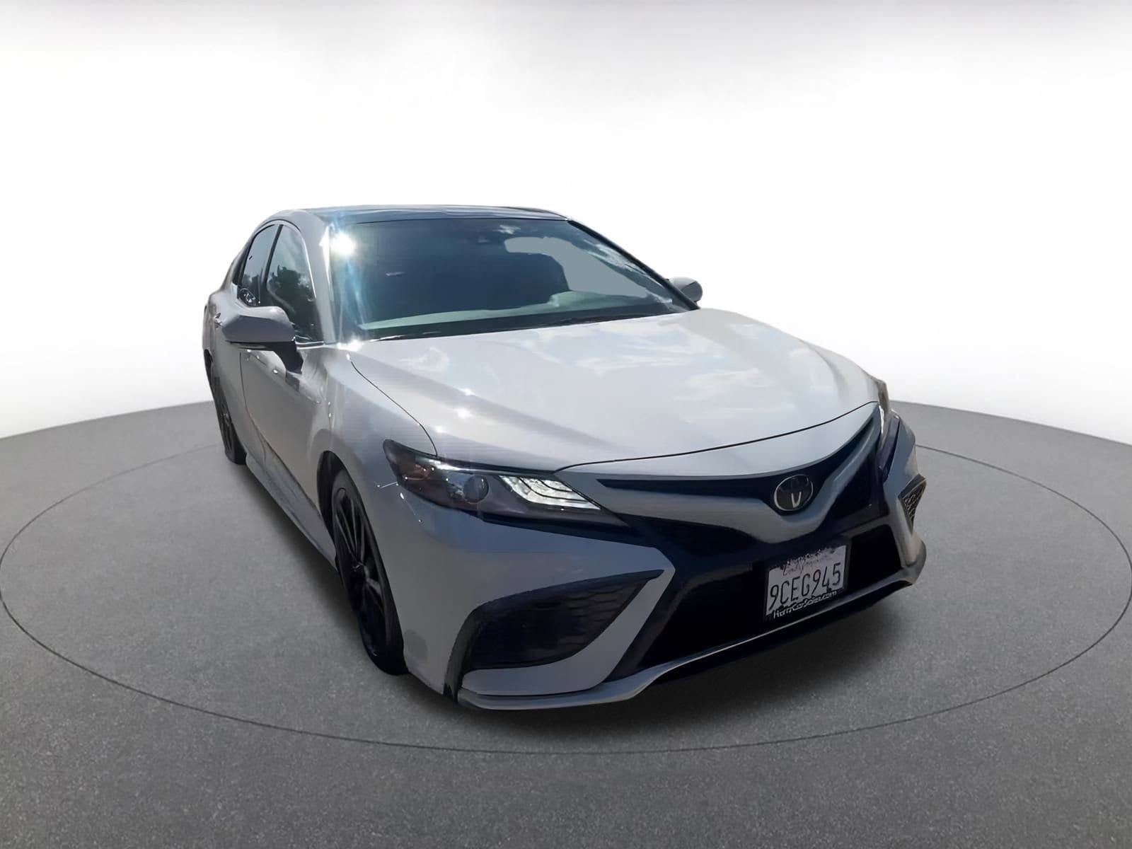 Thumbnail: 2022 Toyota Camry - 3