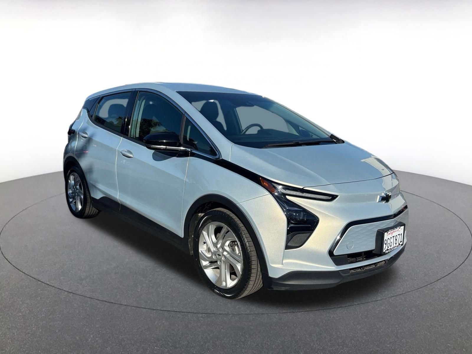 Thumbnail: 2023 Chevrolet Bolt EV - 1