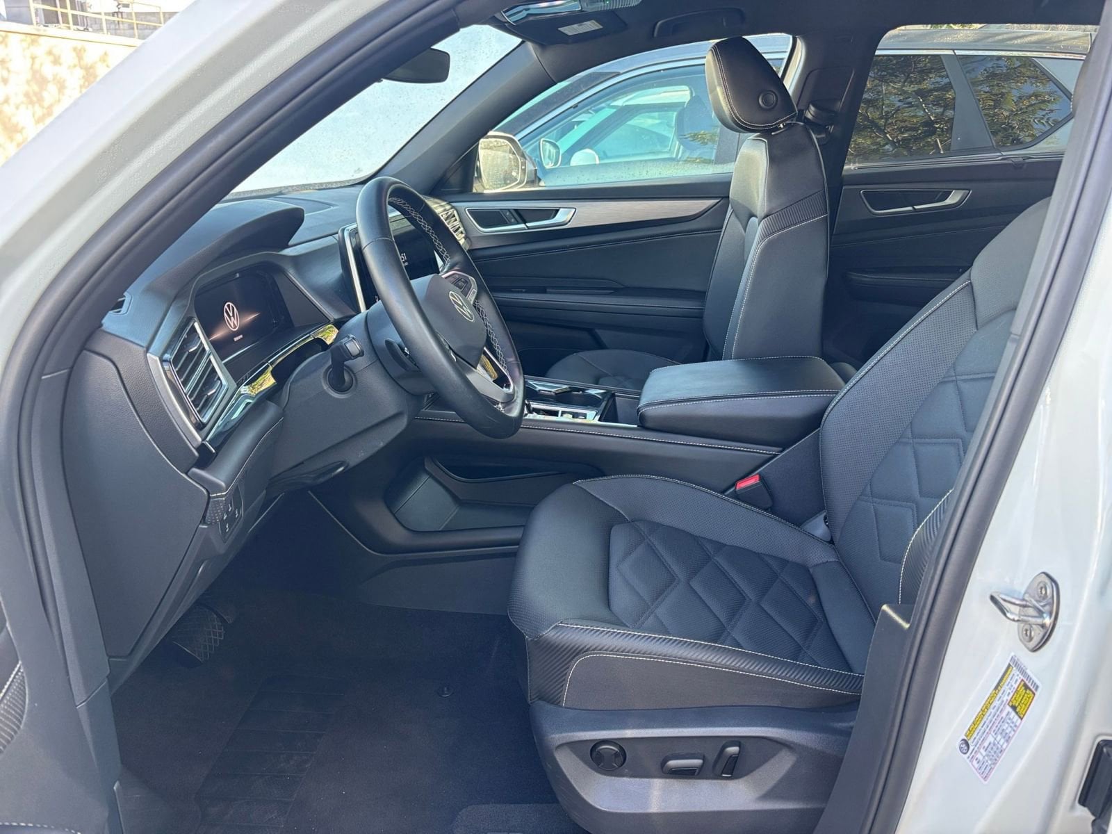 Thumbnail: 2025 Volkswagen Atlas - 27