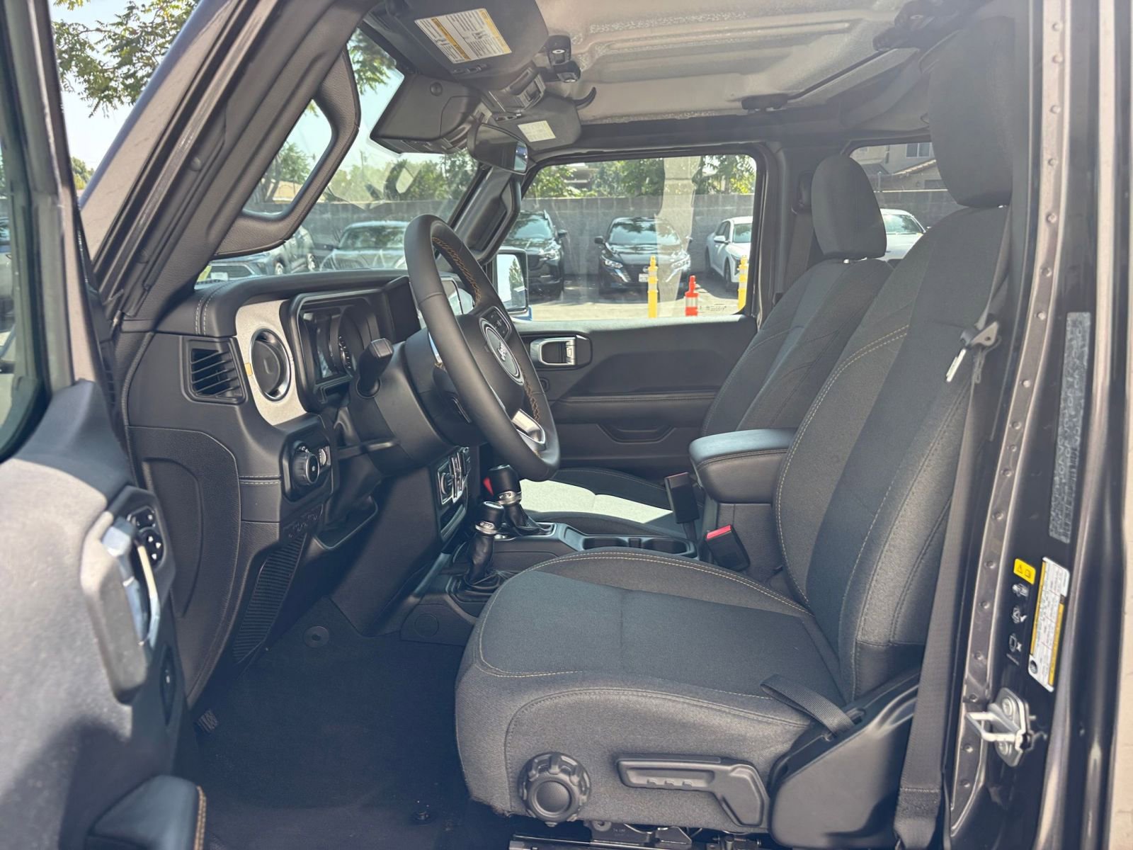 Thumbnail: 2025 Jeep Wrangler - 27