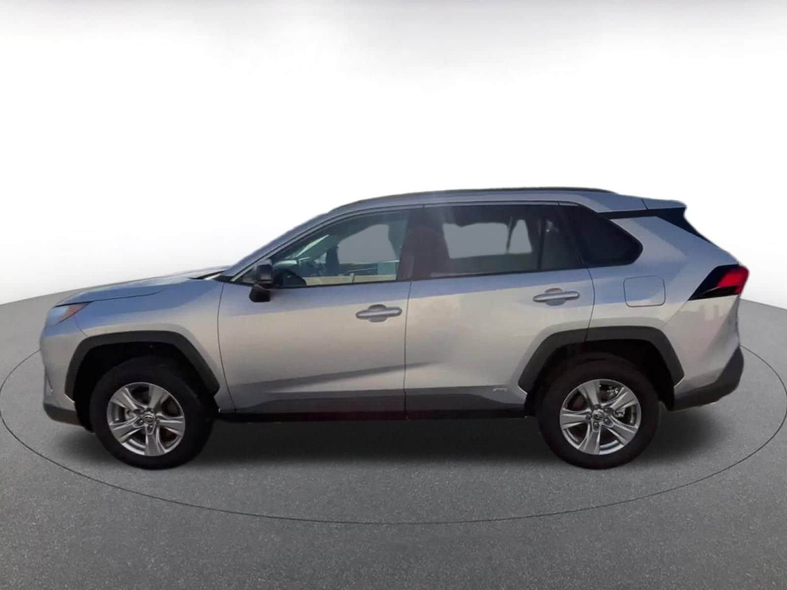 Thumbnail: 2025 Toyota RAV4 - 8