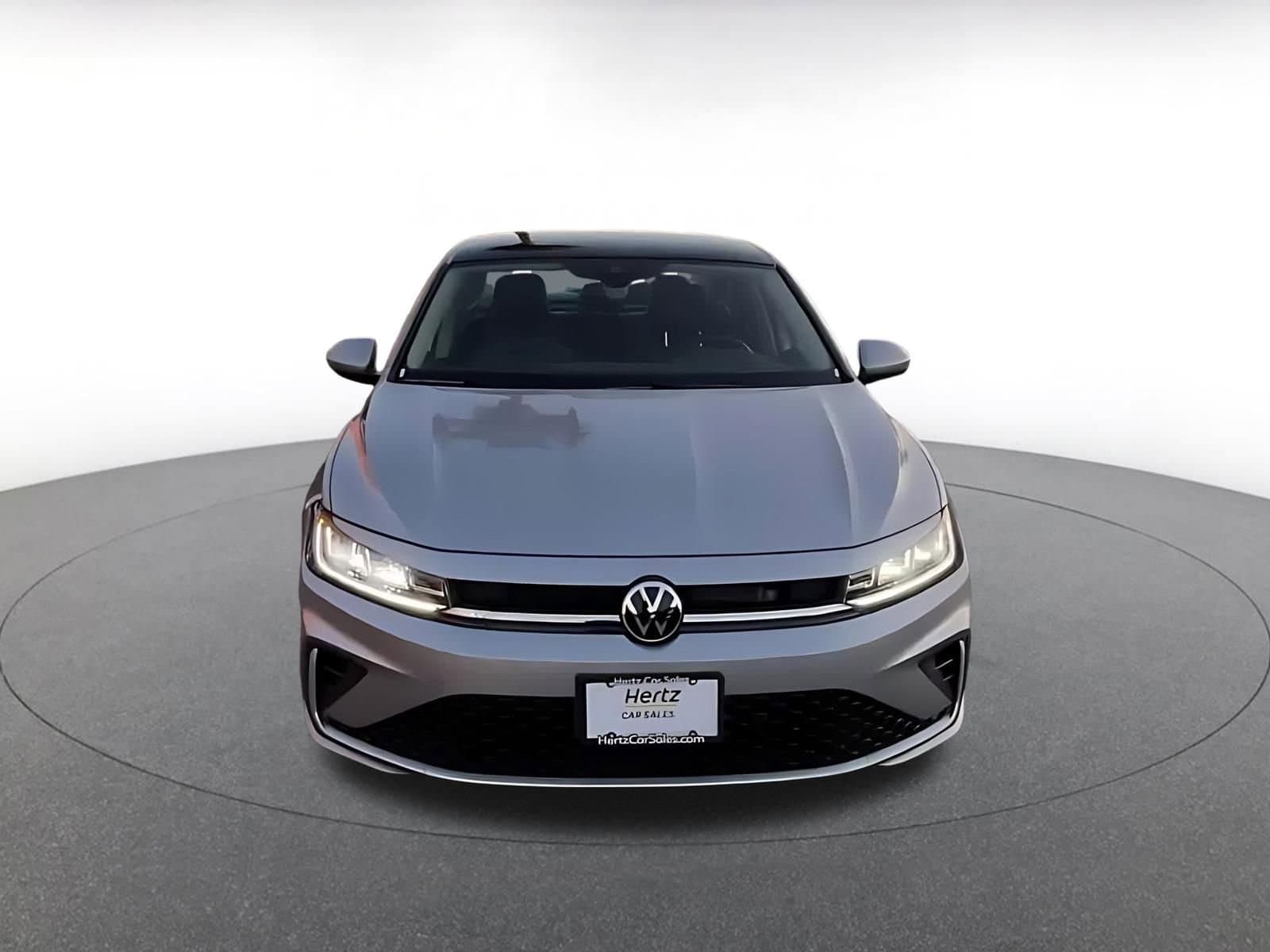 Thumbnail: 2025 Volkswagen Jetta - 4