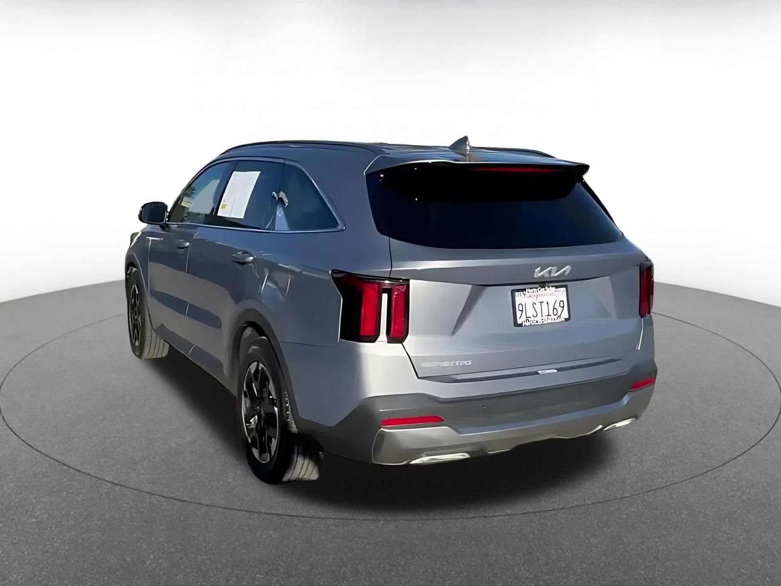 Thumbnail: 2024 Kia Sorento - 11