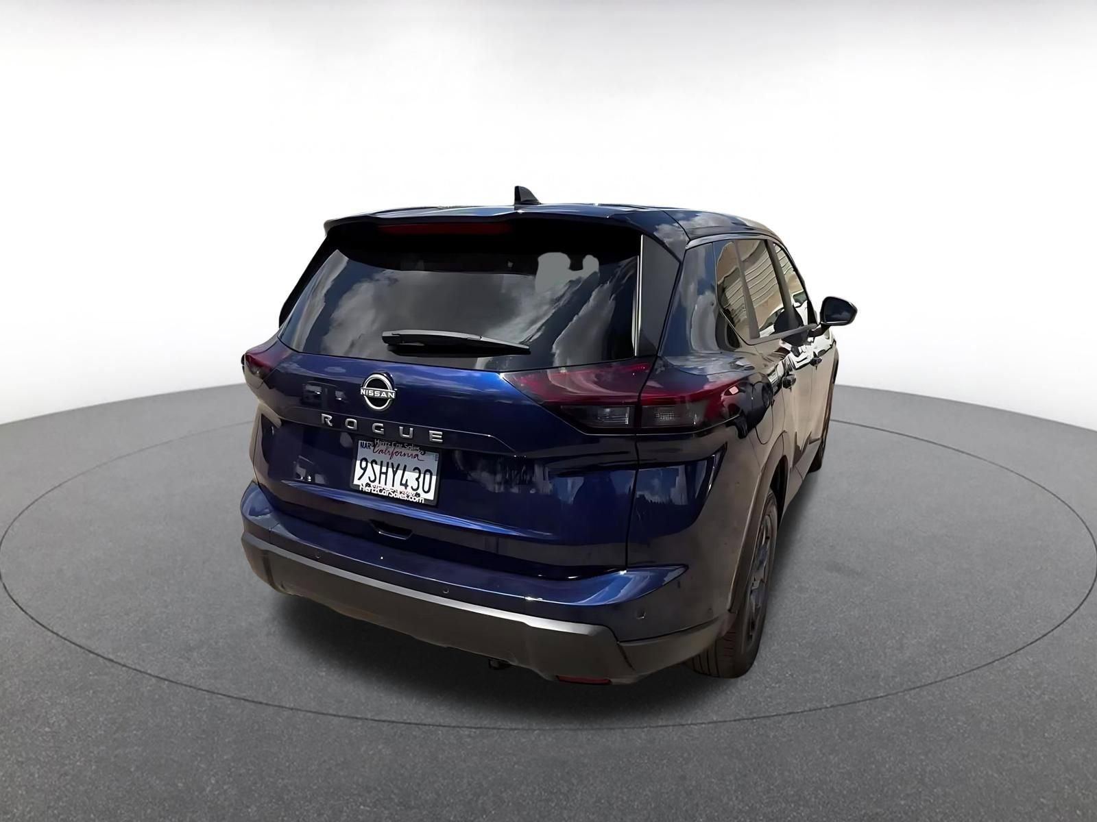 Thumbnail: 2025 Nissan Rogue - 14