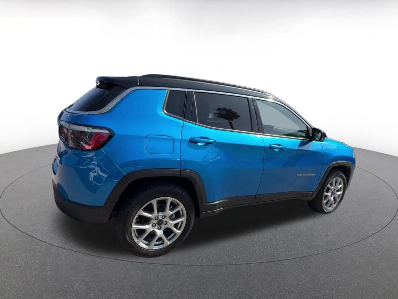 Thumbnail: 2025 Jeep Compass - 14