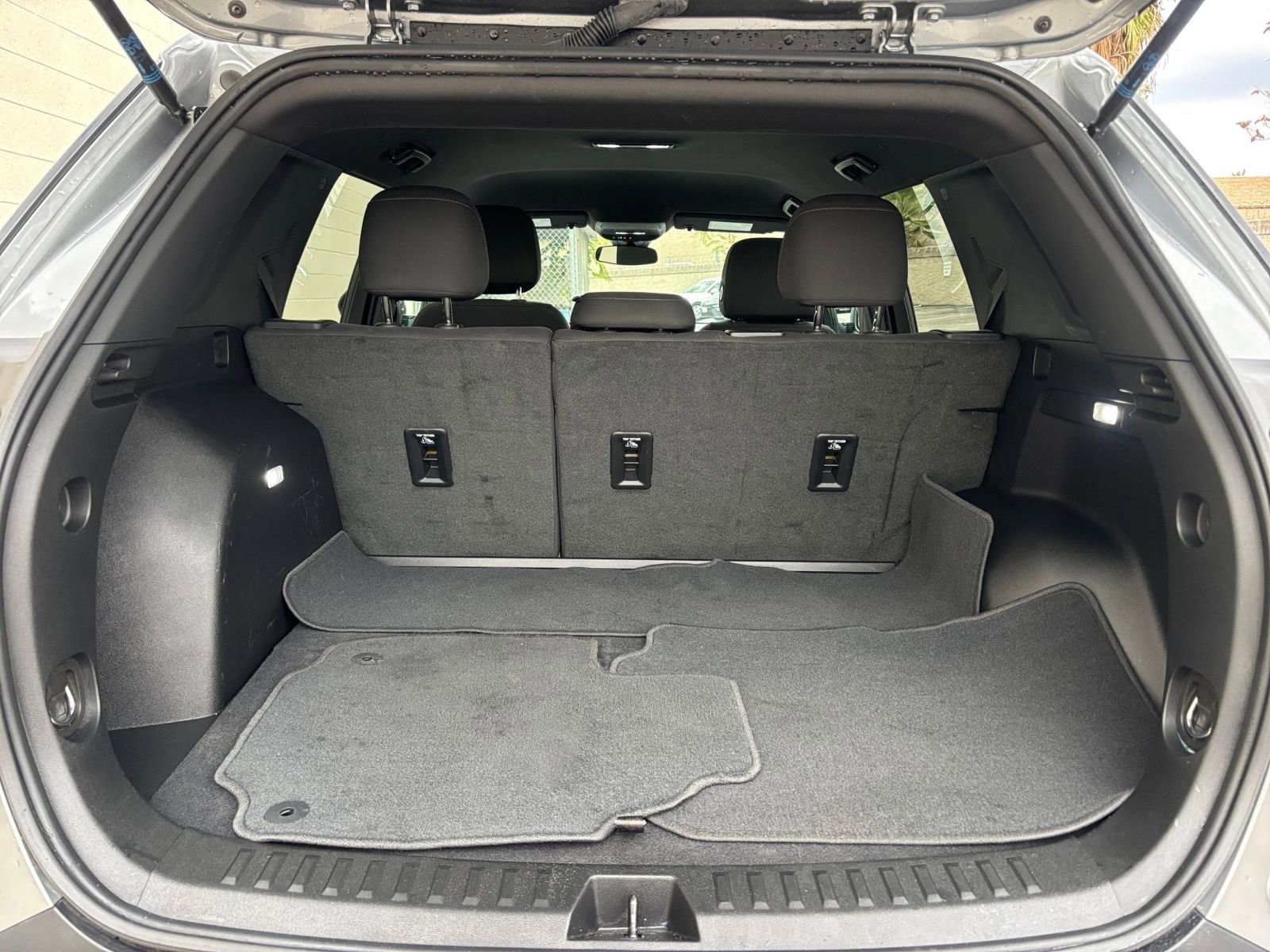 Thumbnail: 2025 Chevrolet Equinox - 31