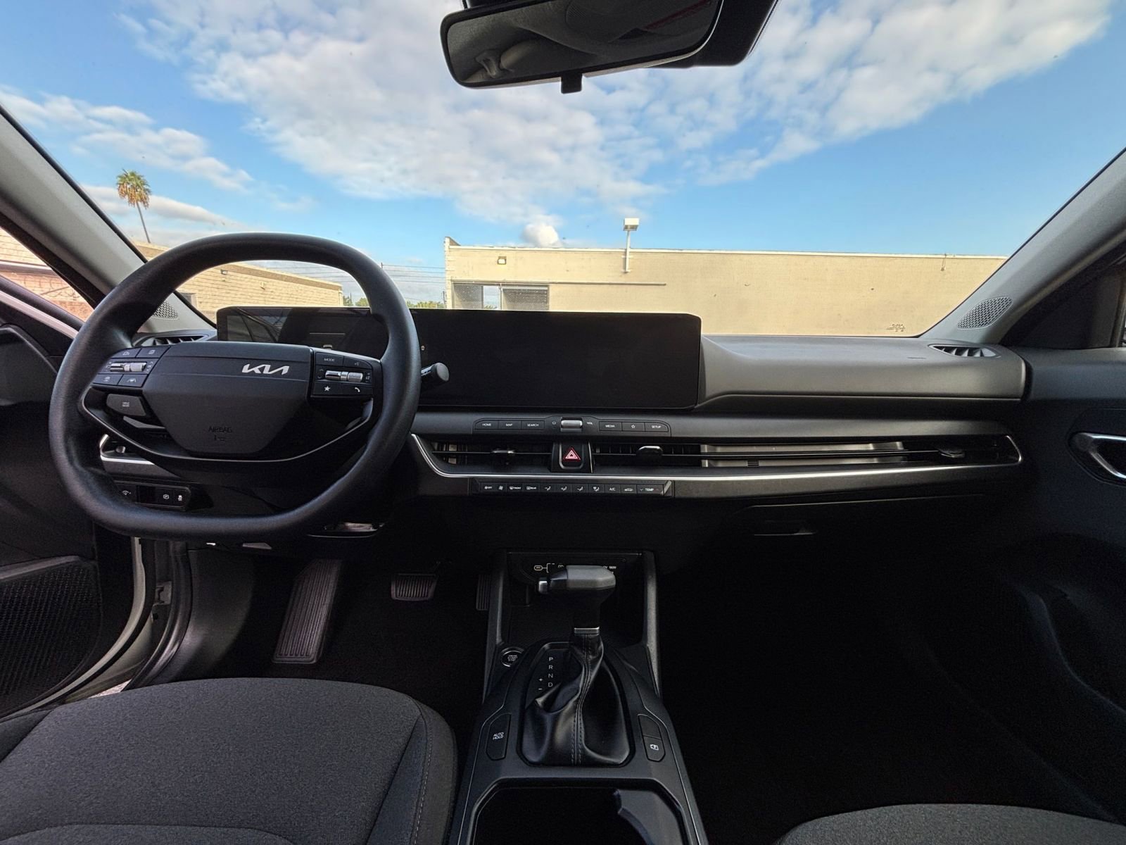 Thumbnail: 2025 Kia K4 - 33