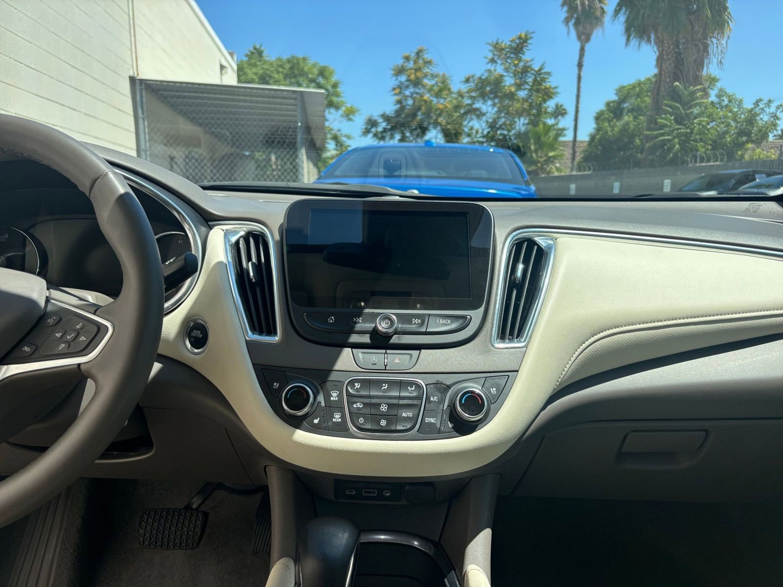 Thumbnail: 2024 Chevrolet Malibu - 18