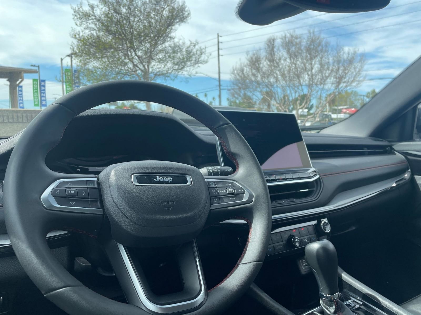 Thumbnail: 2025 Jeep Compass - 33