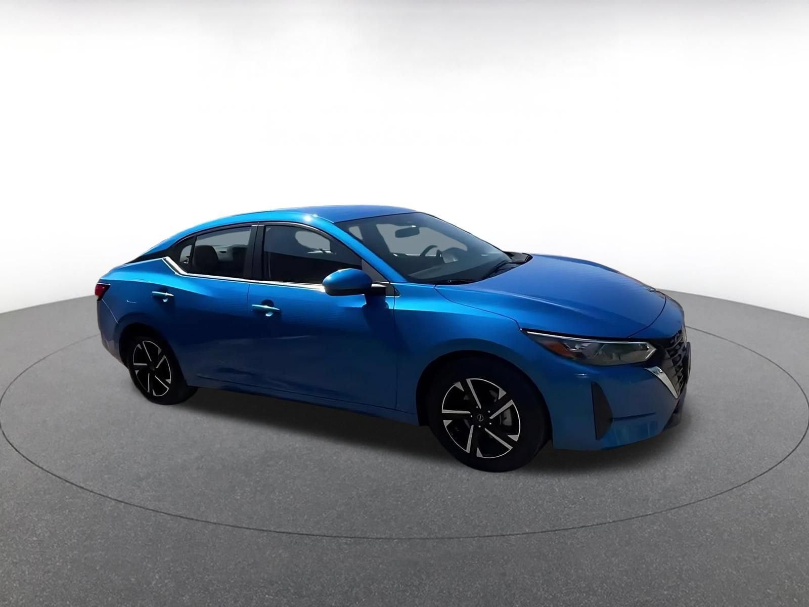 Thumbnail: 2025 Nissan Sentra - 2