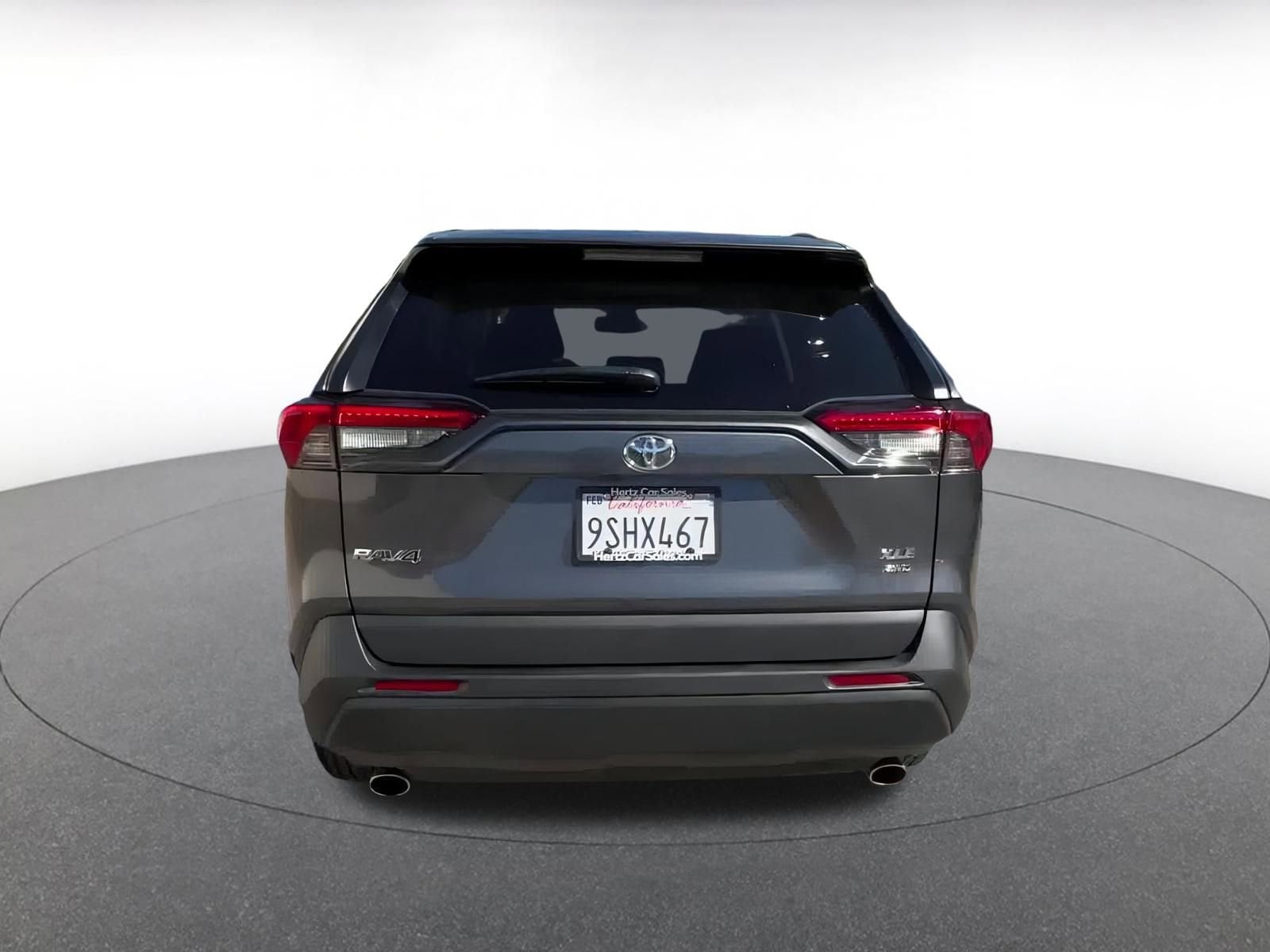 Thumbnail: 2025 Toyota RAV4 - 12