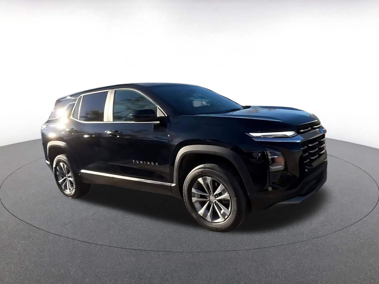 Thumbnail: 2025 Chevrolet Equinox - 2