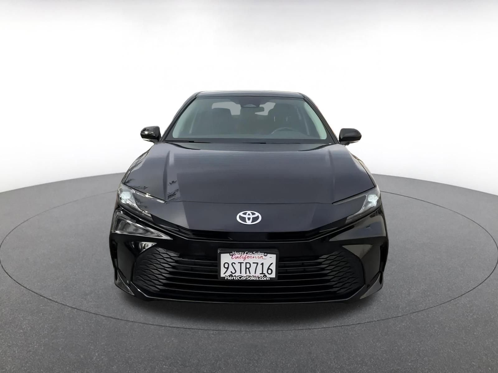 Thumbnail: 2025 Toyota Camry - 4