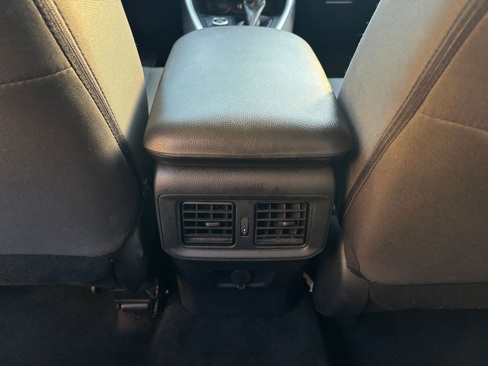 Thumbnail: 2025 Toyota RAV4 - 24