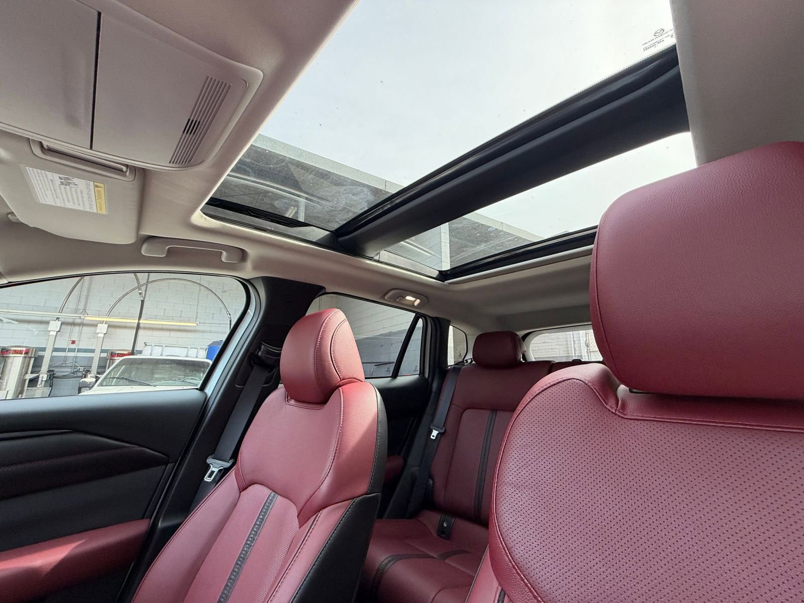 Thumbnail: 2025 Mazda CX-50 - 31