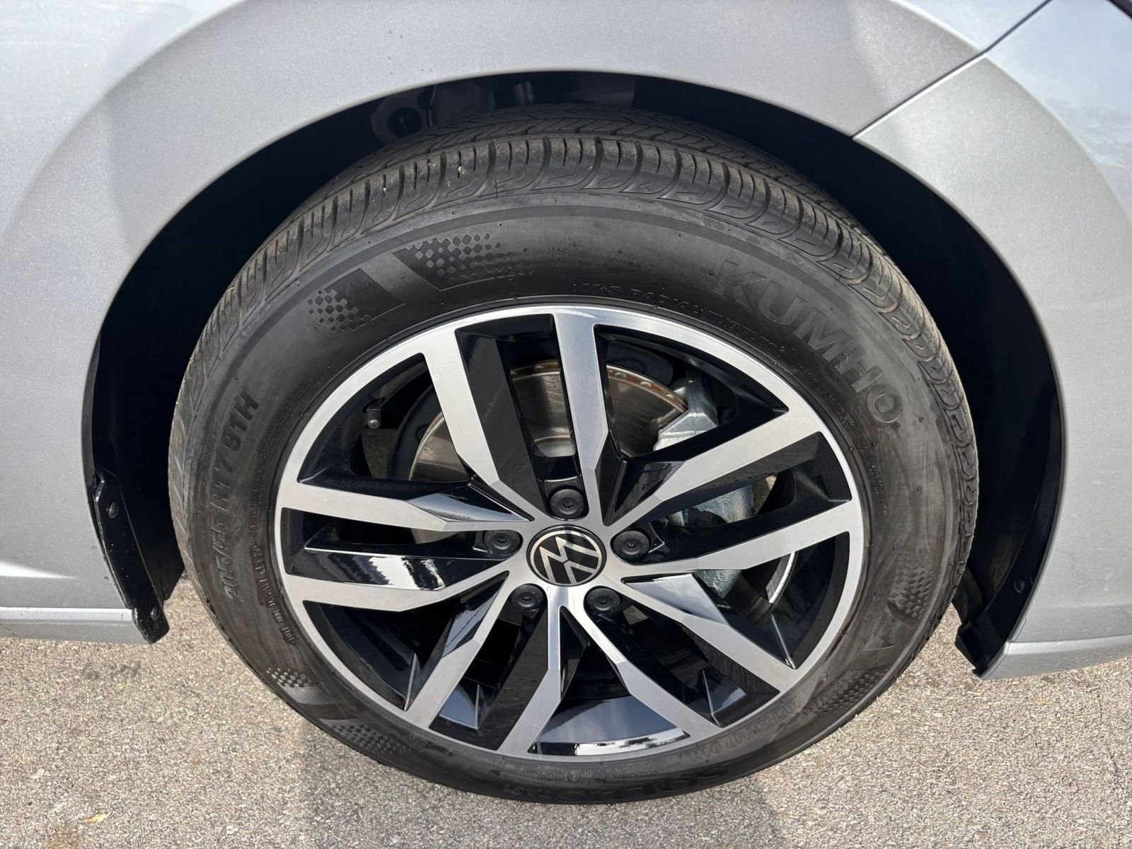 Thumbnail: 2025 Volkswagen Jetta - 30