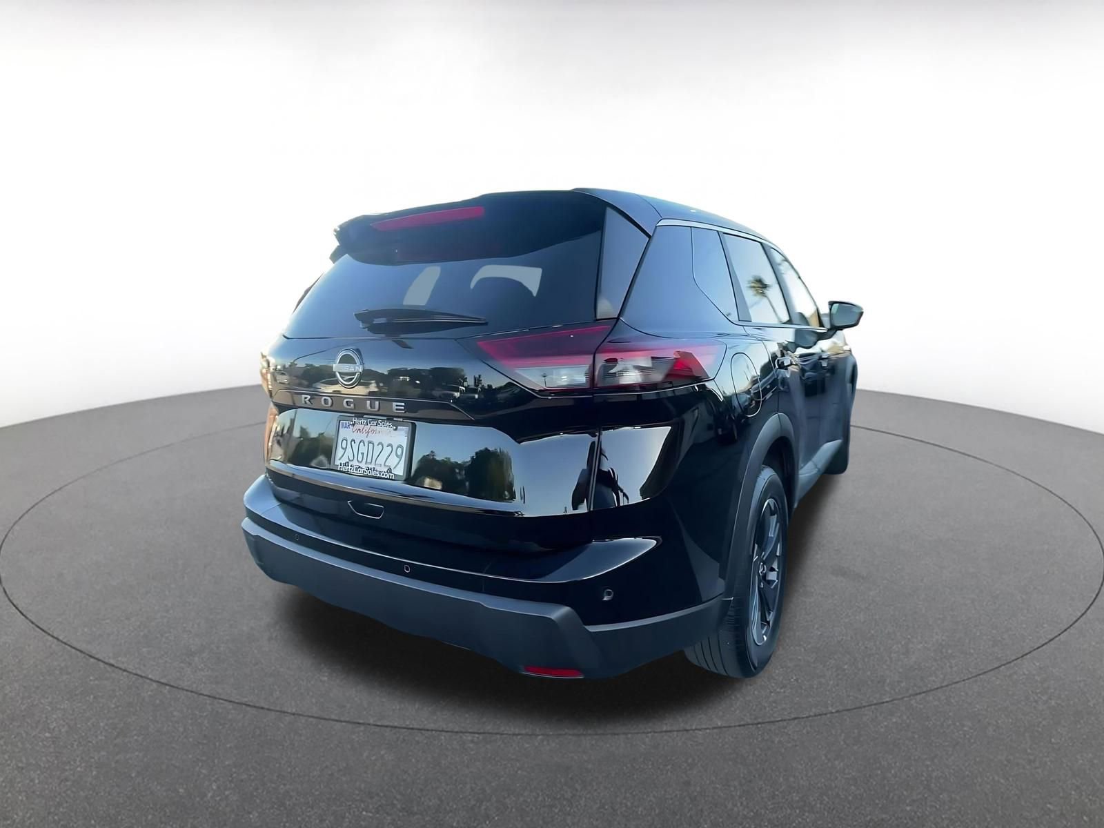 Thumbnail: 2025 Nissan Rogue - 14