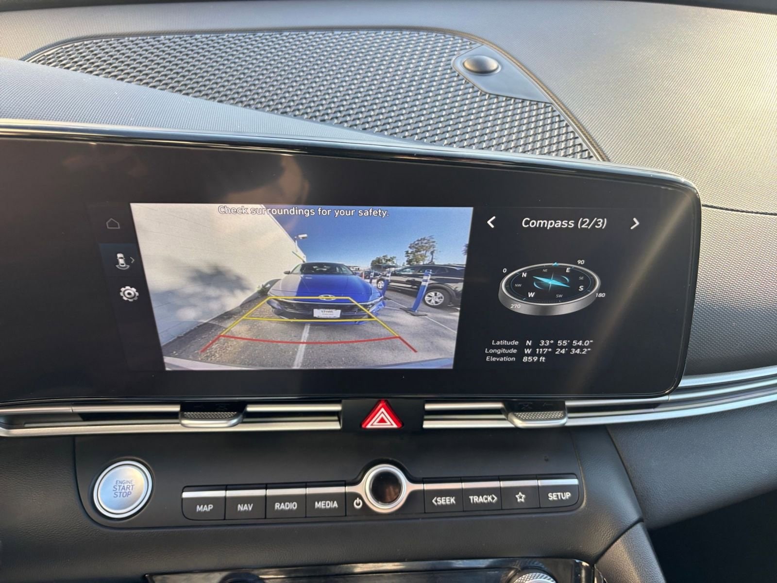 Thumbnail: 2025 Hyundai Elantra - 17