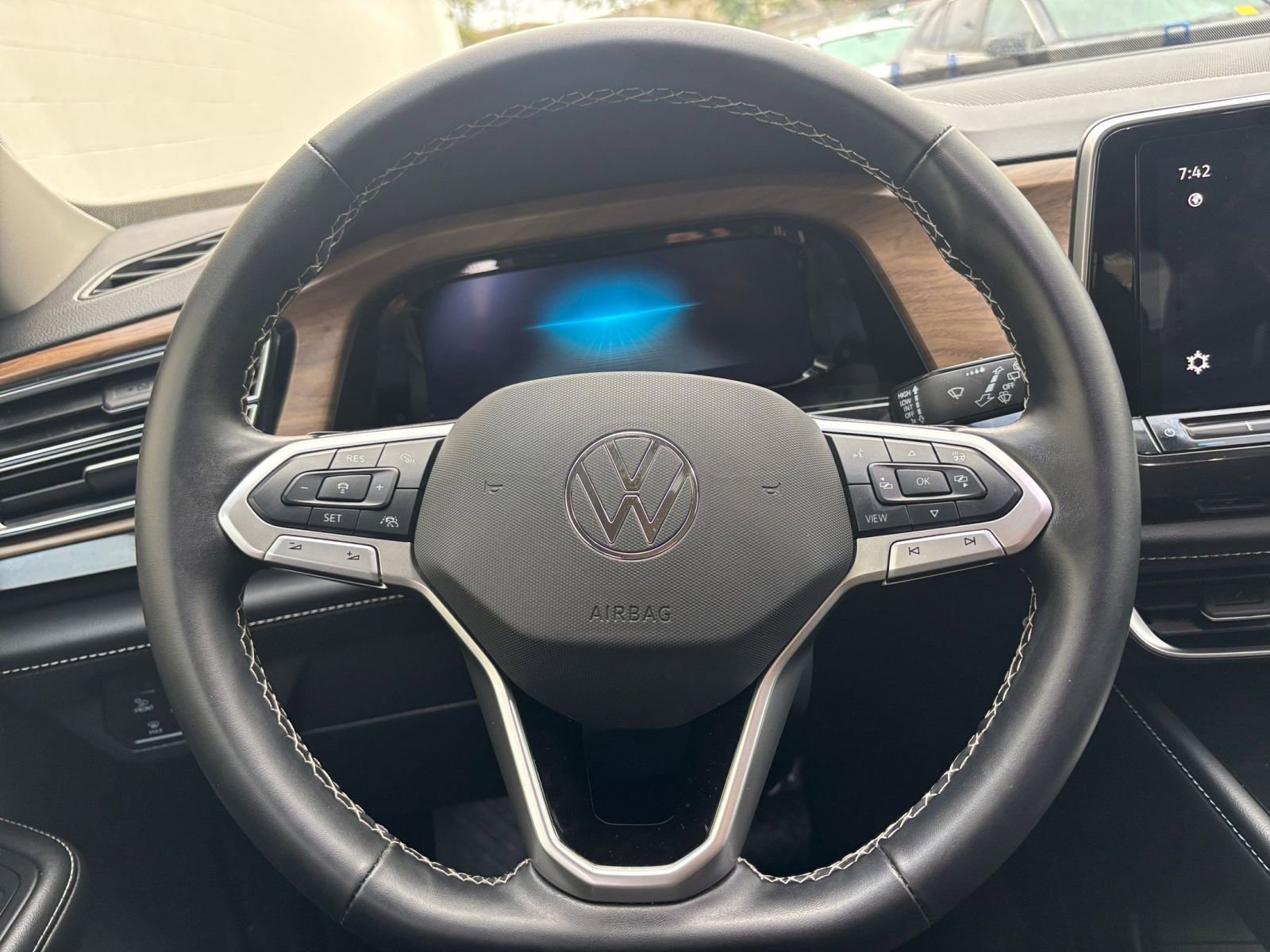 Thumbnail: 2025 Volkswagen Atlas - 29