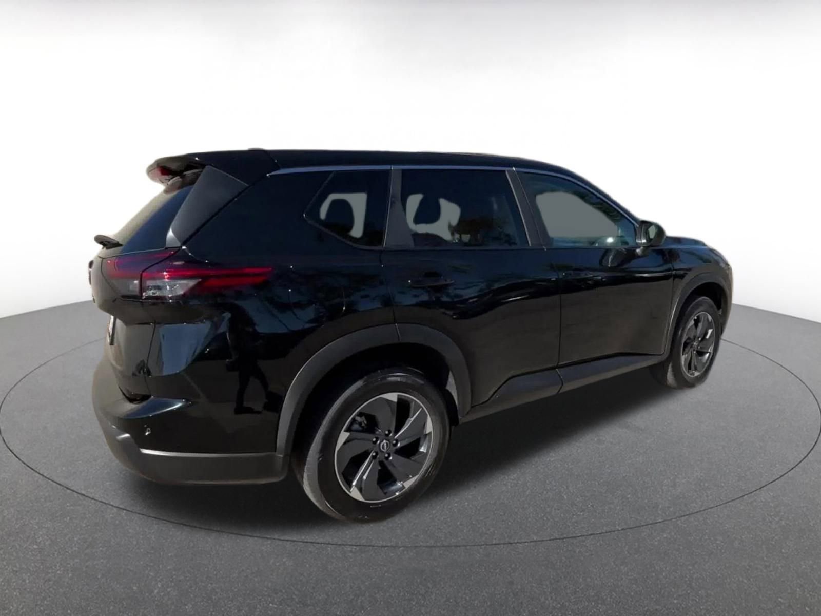 Thumbnail: 2025 Nissan Rogue - 15