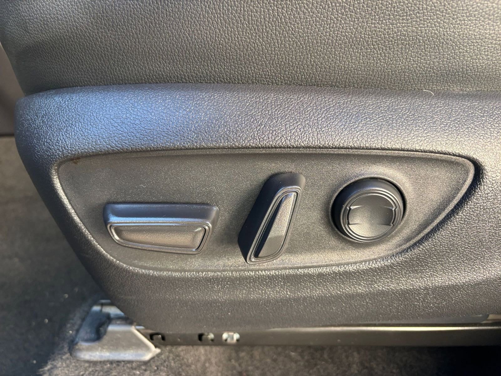 Thumbnail: 2025 Toyota Grand Highlander - 24