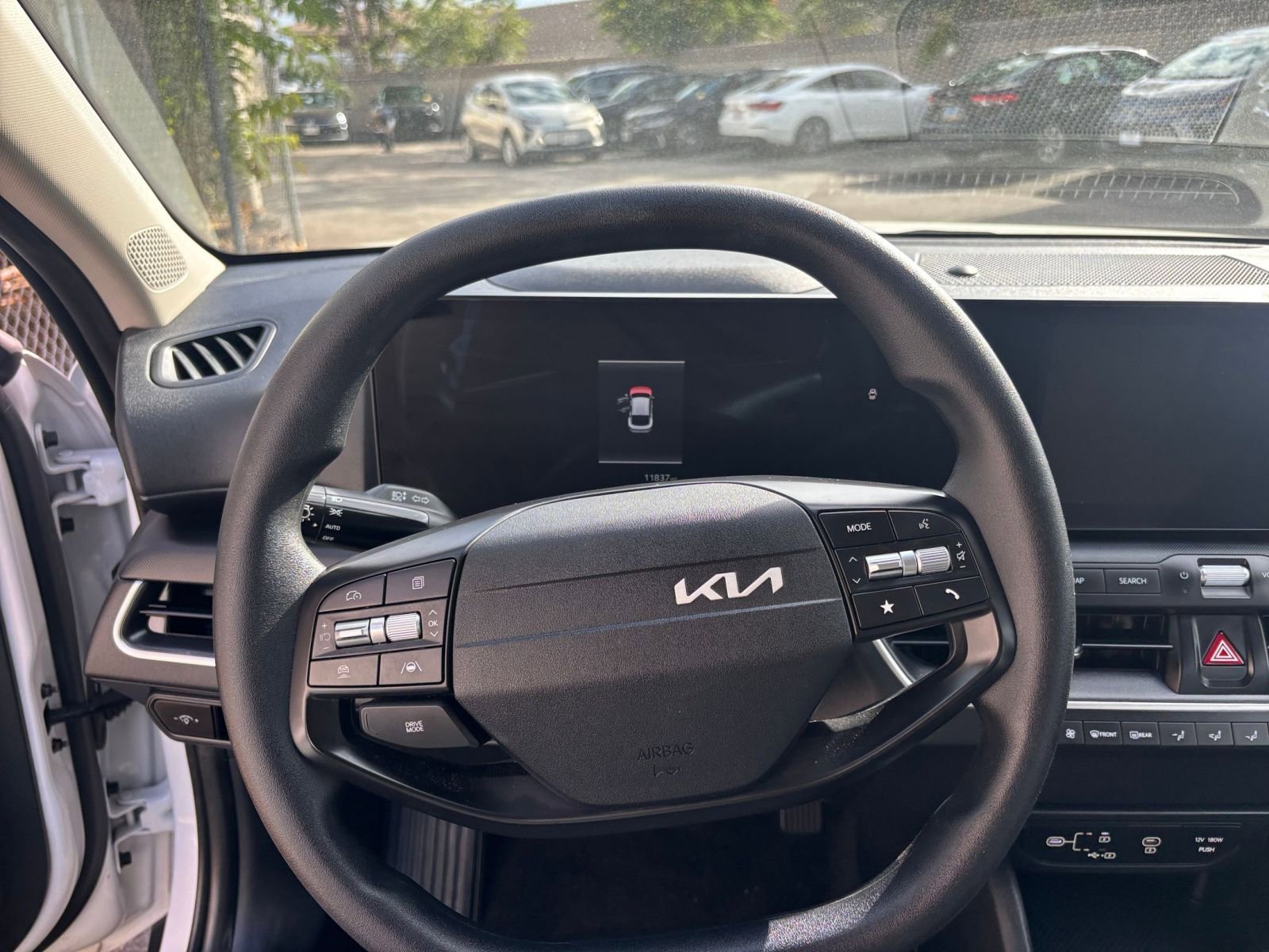 Thumbnail: 2025 Kia K4 - 34