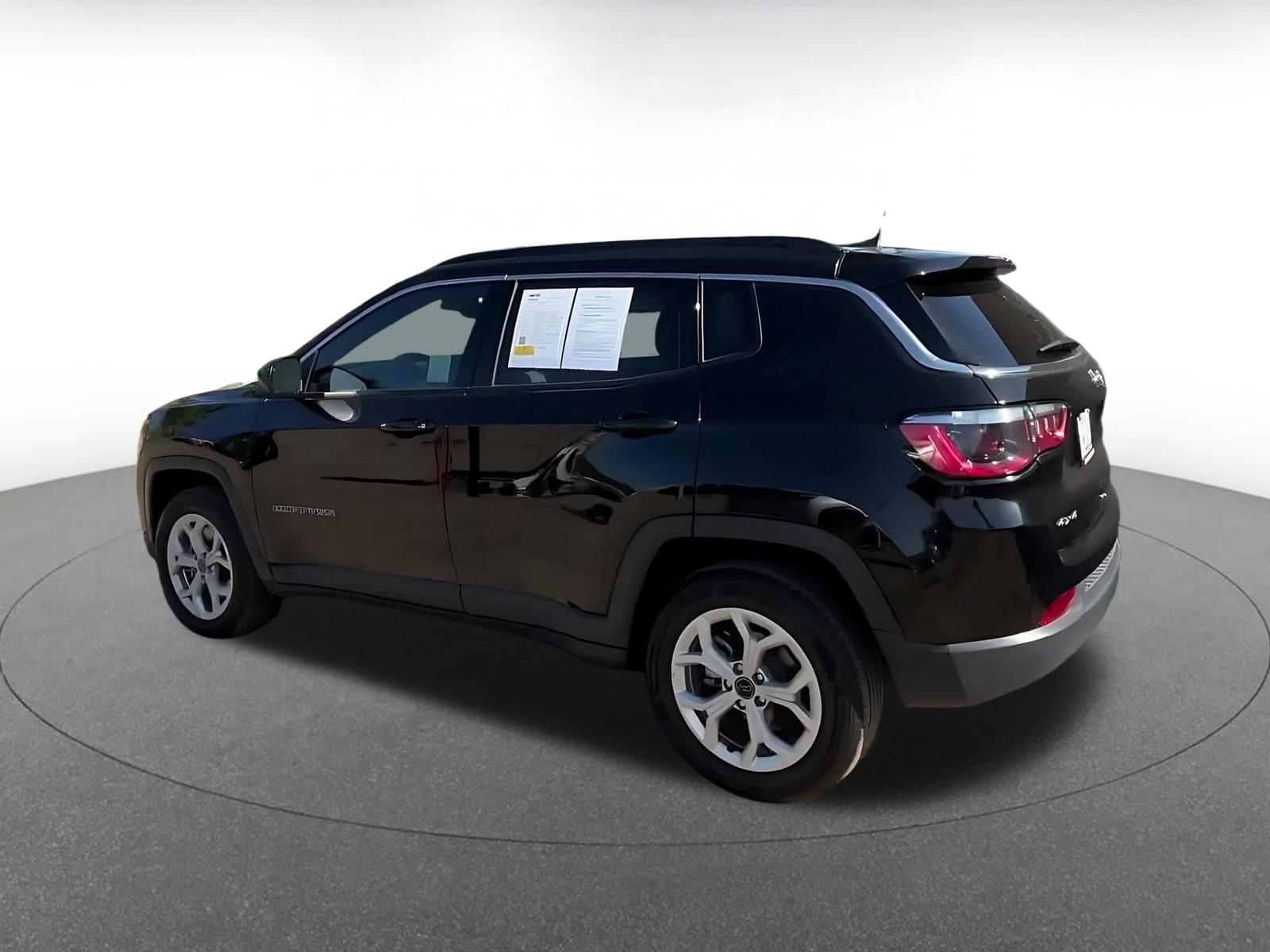 Thumbnail: 2025 Jeep Compass - 10