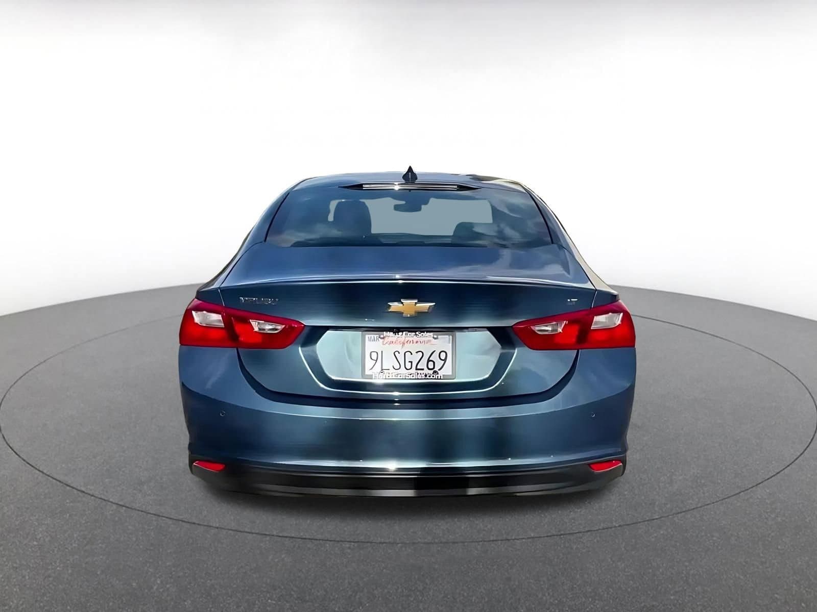 Thumbnail: 2024 Chevrolet Malibu - 12