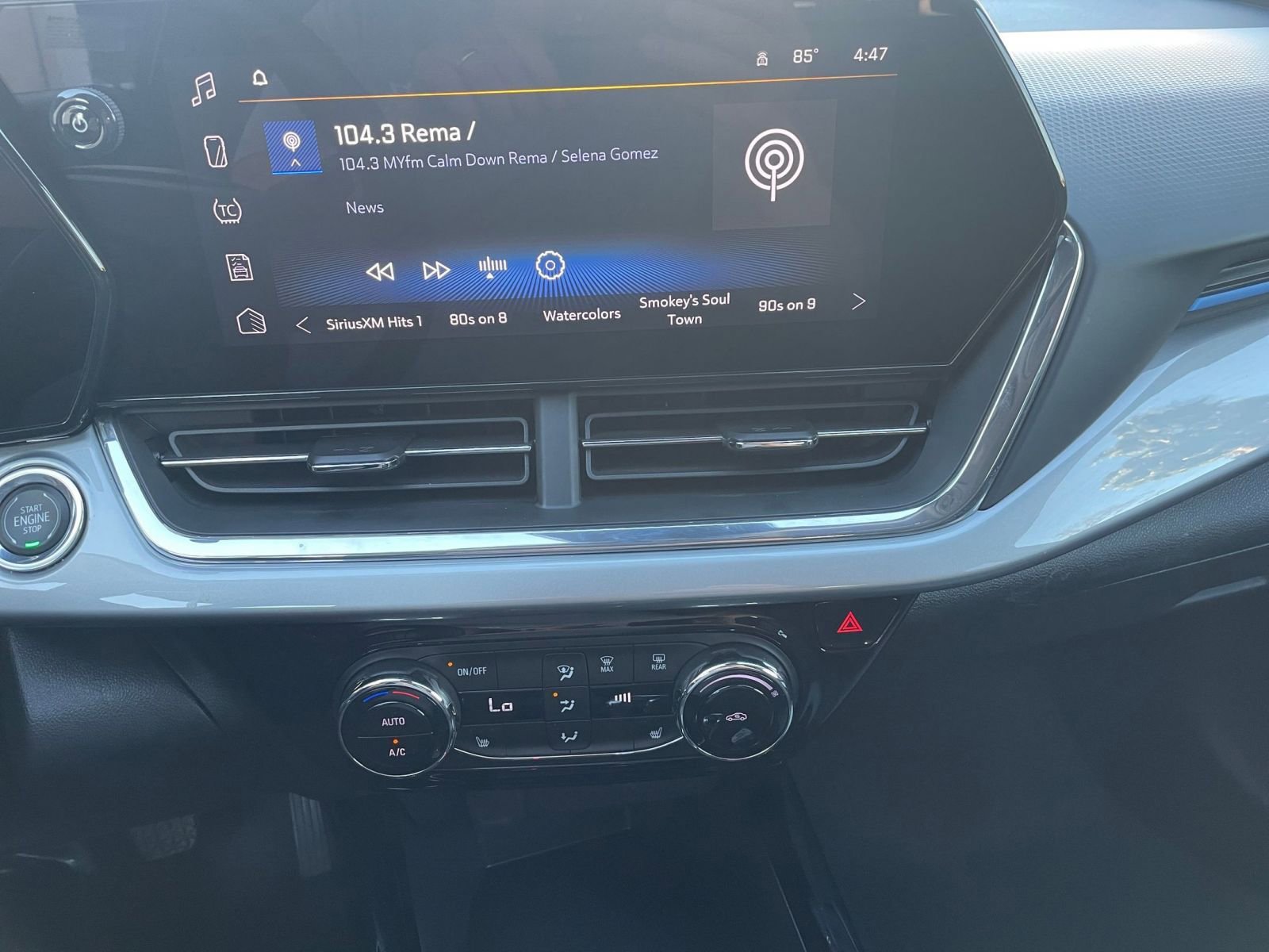 Thumbnail: 2025 Chevrolet Trax - 17