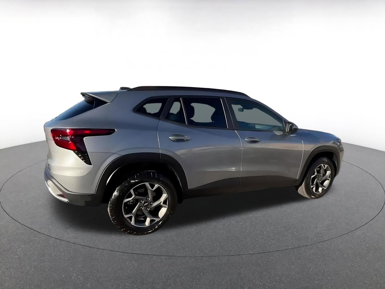 Thumbnail: 2025 Chevrolet Trax - 15