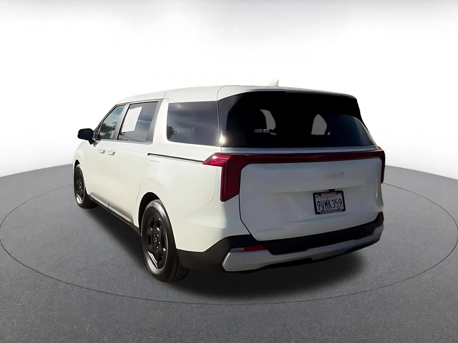 Thumbnail: 2026 Kia Carnival - 11