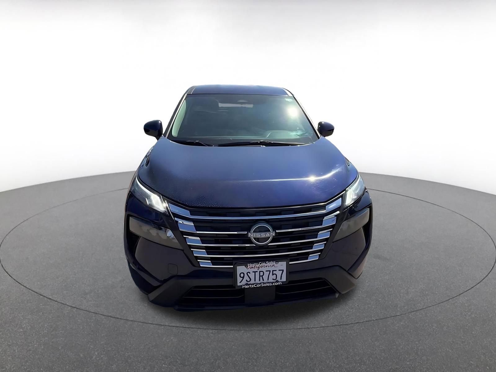 Thumbnail: 2025 Nissan Rogue - 4