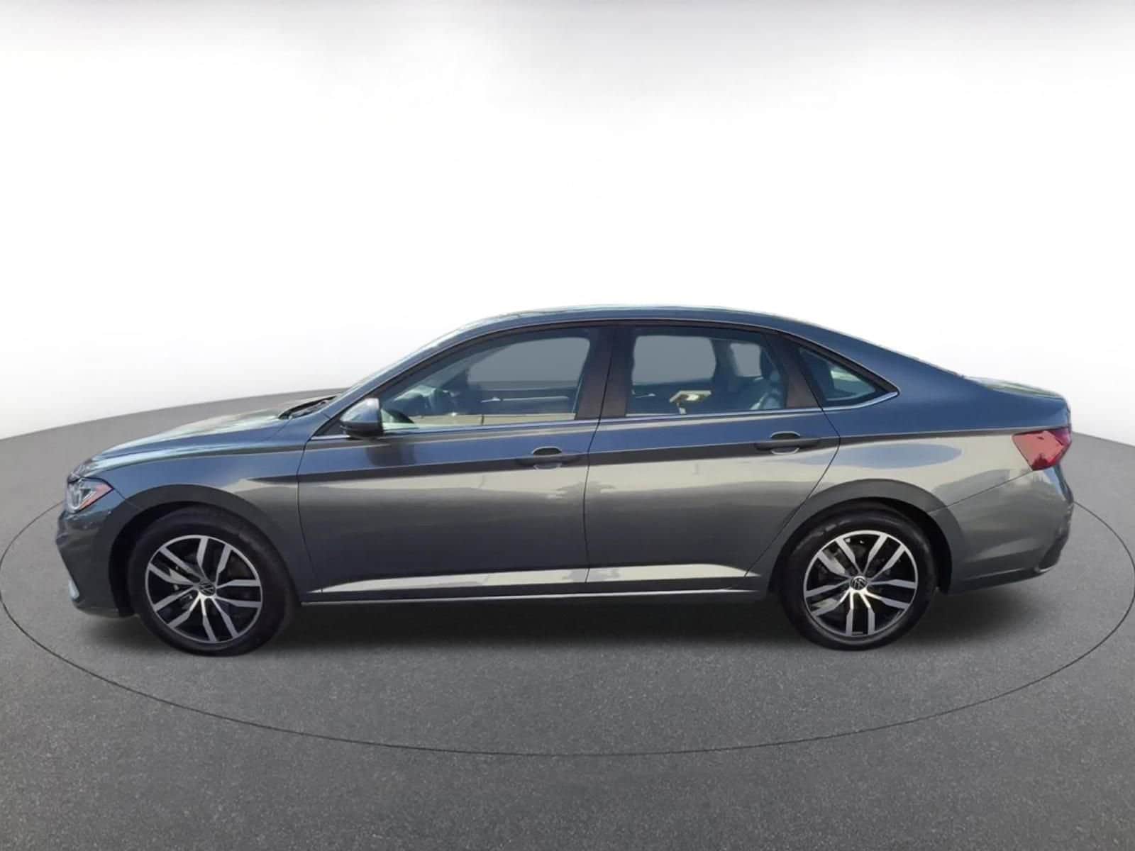 Thumbnail: 2025 Volkswagen Jetta - 12