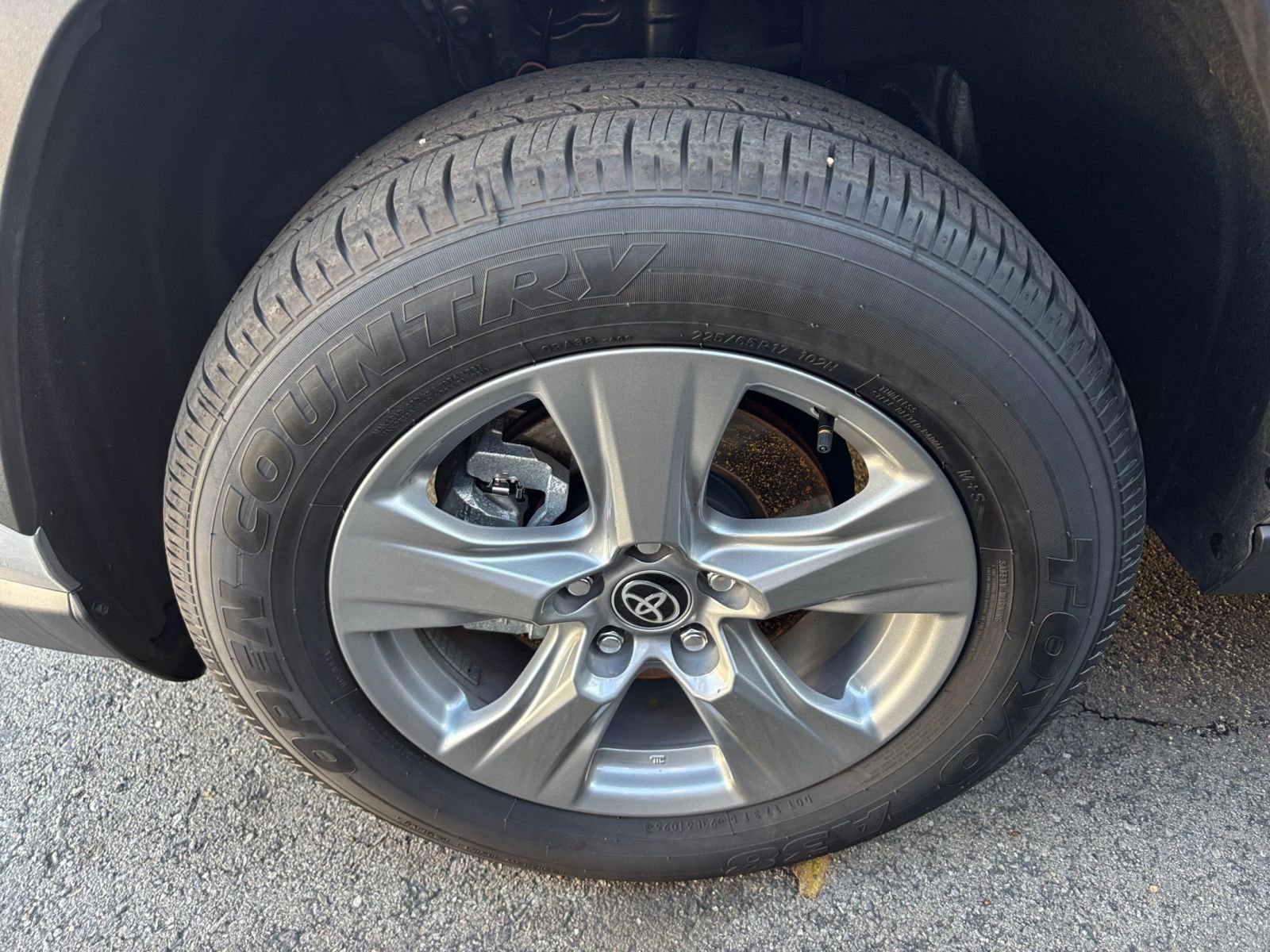 Thumbnail: 2025 Toyota RAV4 - 30