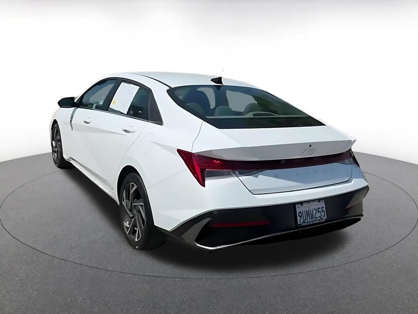 Thumbnail: 2025 Hyundai Elantra - 11