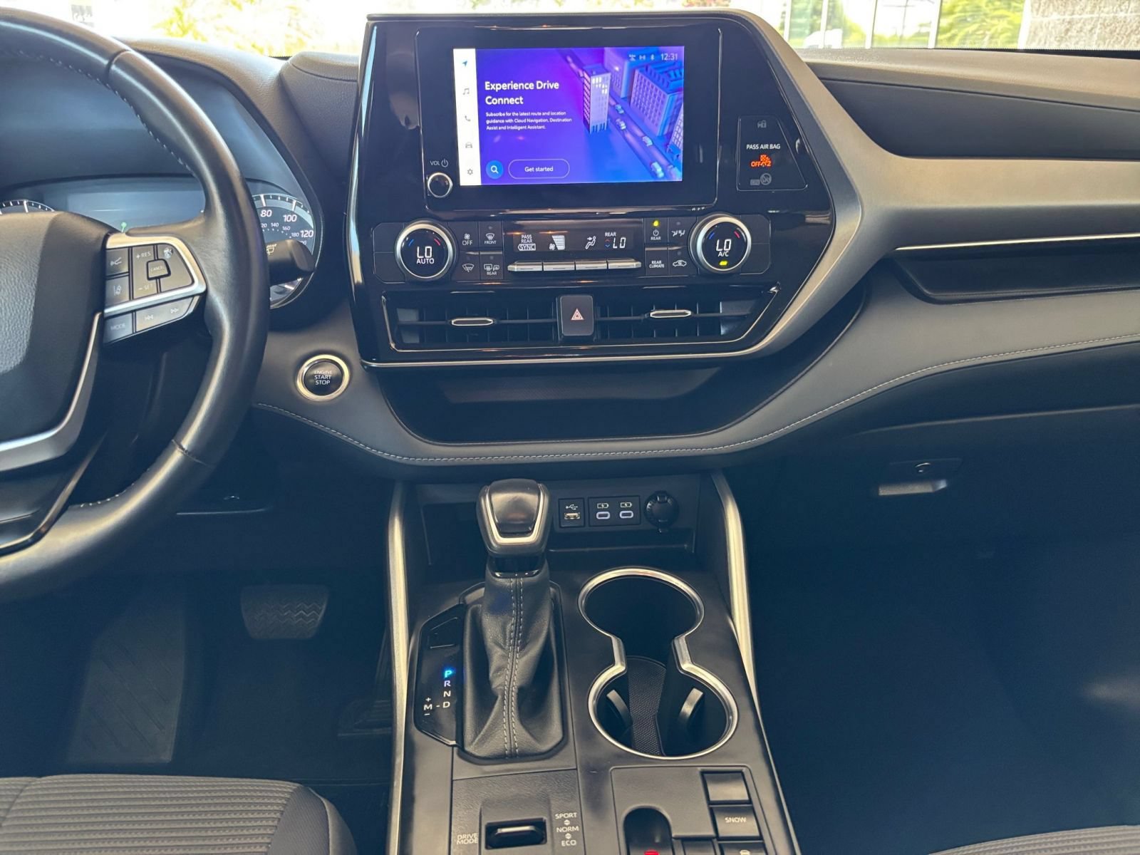 Thumbnail: 2025 Toyota Highlander - 17