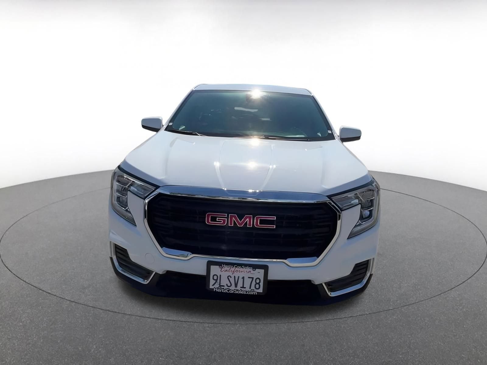 Thumbnail: 2024 GMC Terrain - 4