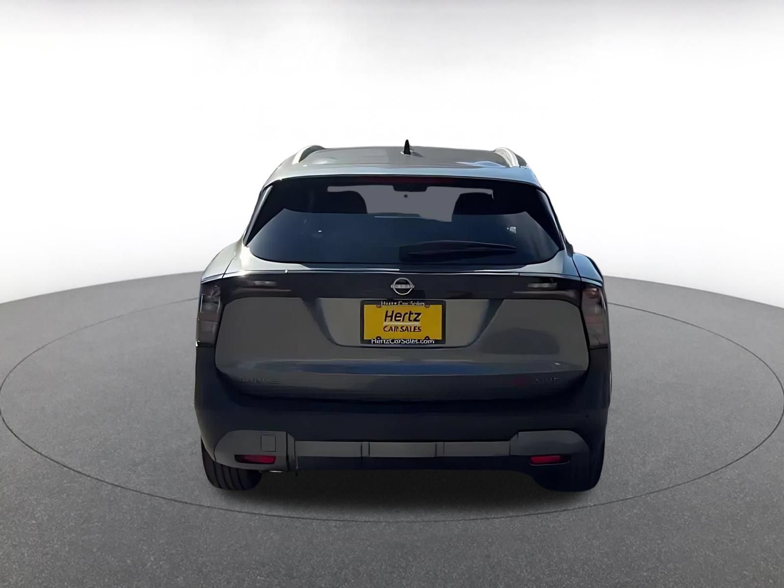 Thumbnail: 2026 Nissan Kicks - 10