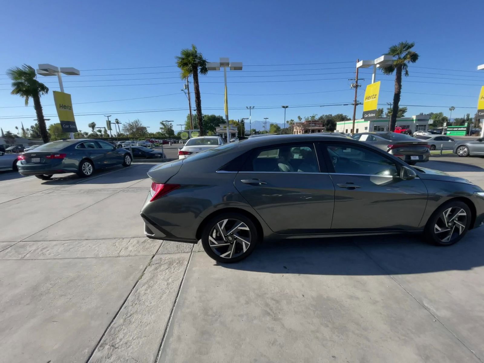 Thumbnail: 2025 Hyundai Elantra - 16