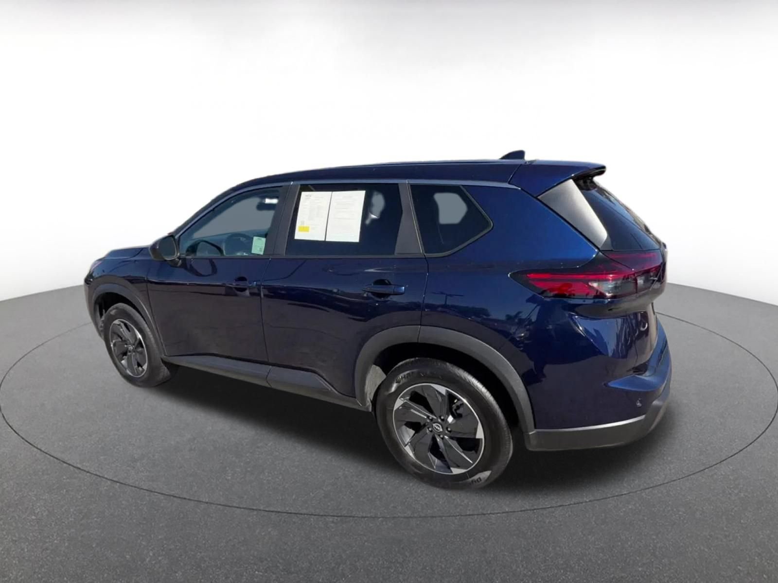 Thumbnail: 2025 Nissan Rogue - 10