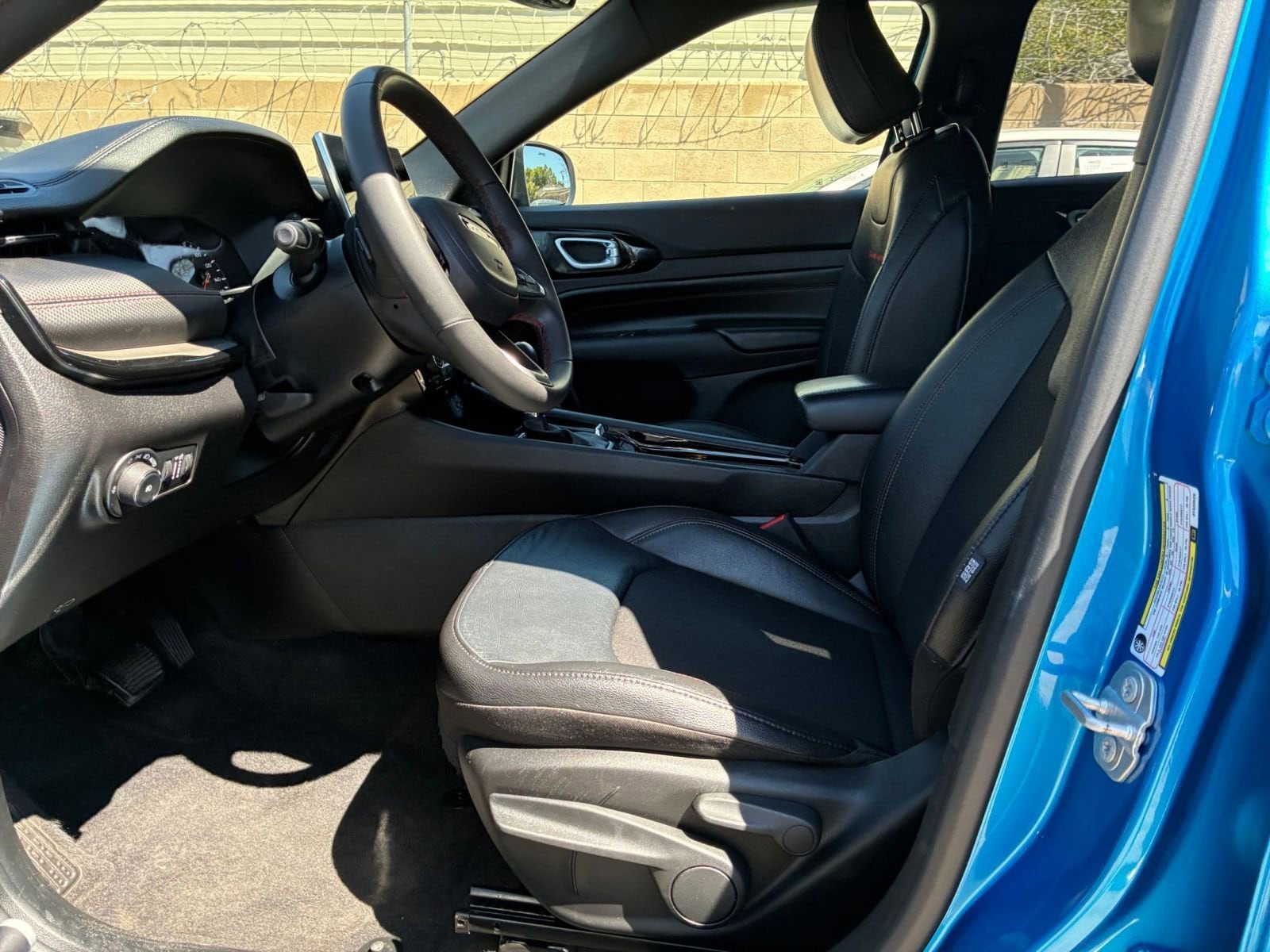 Thumbnail: 2025 Jeep Compass - 25