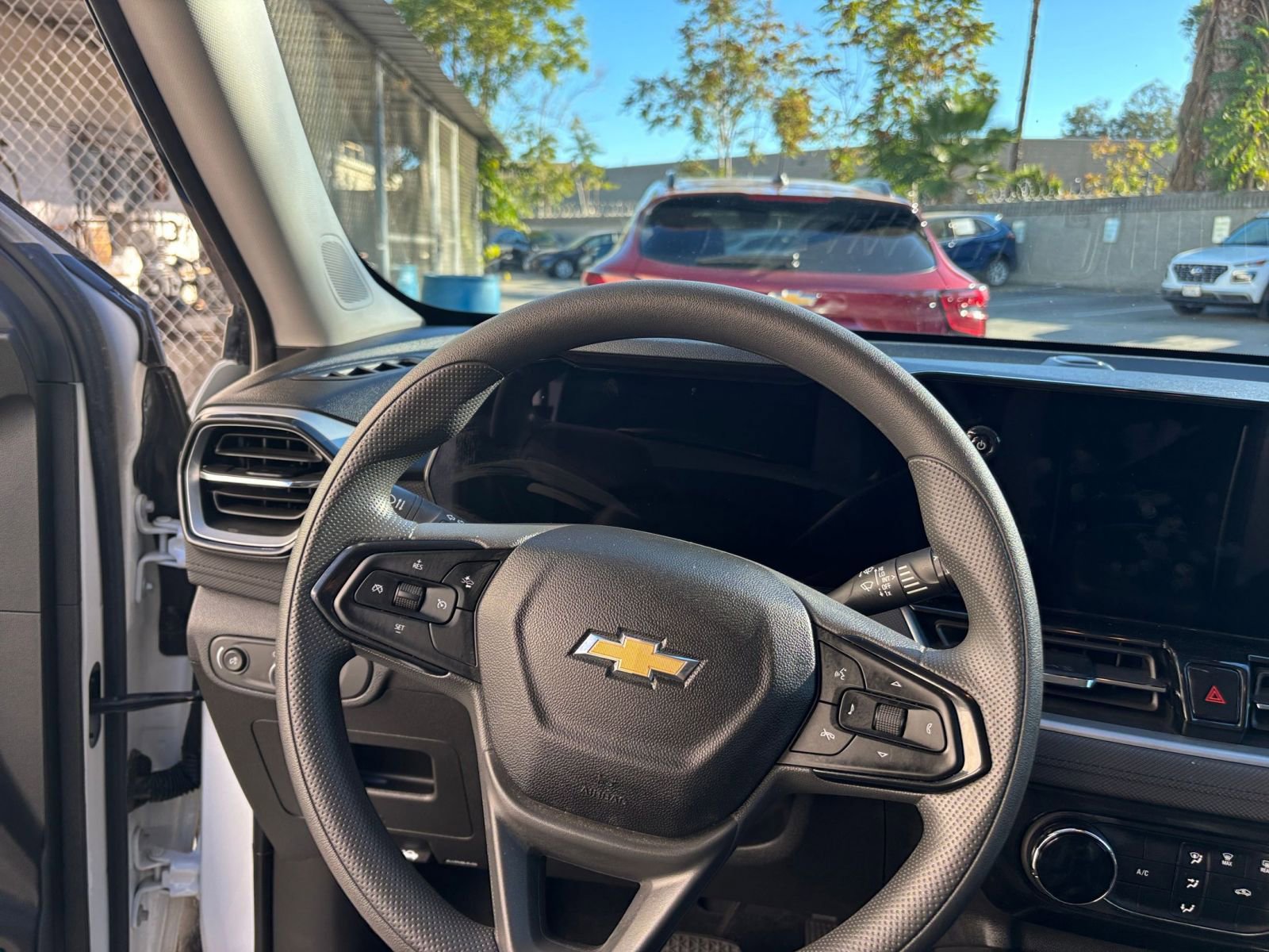 Thumbnail: 2025 Chevrolet TrailBlazer - 34